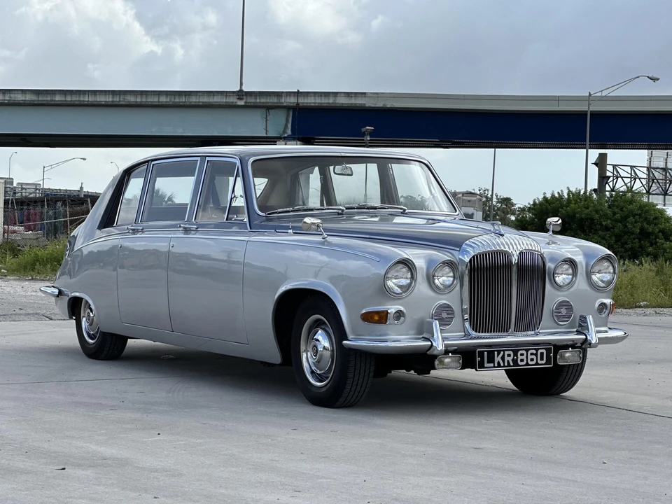 1969 Daimler - Image 8 of 31