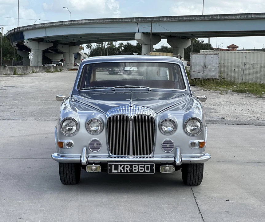 1969 Daimler - Image 20 of 31
