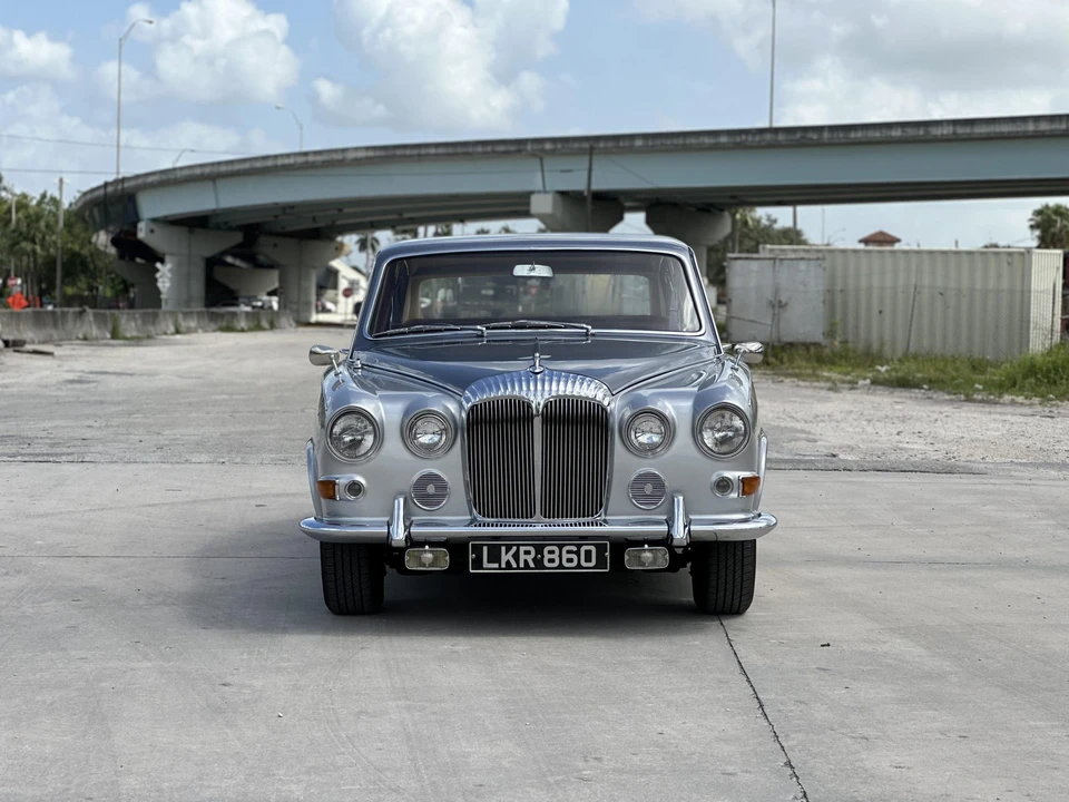 1969 Daimler - Image 15 of 31