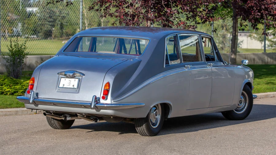 1969 Daimler - Image 3 of 20