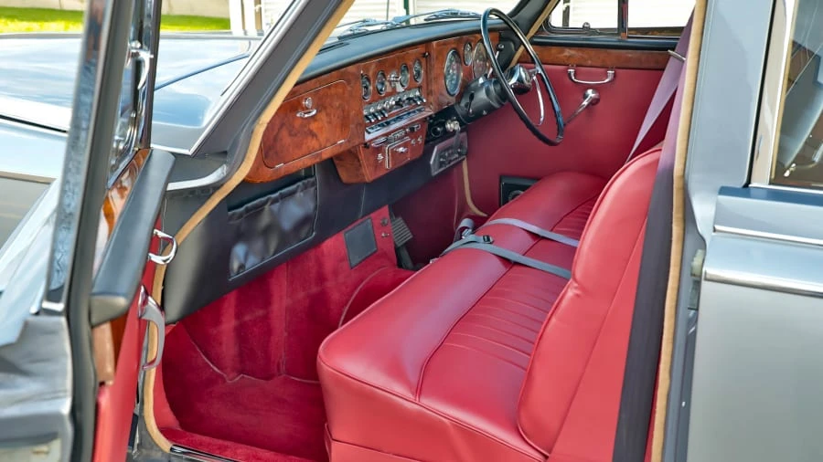 1969 Daimler - Image 5 of 20