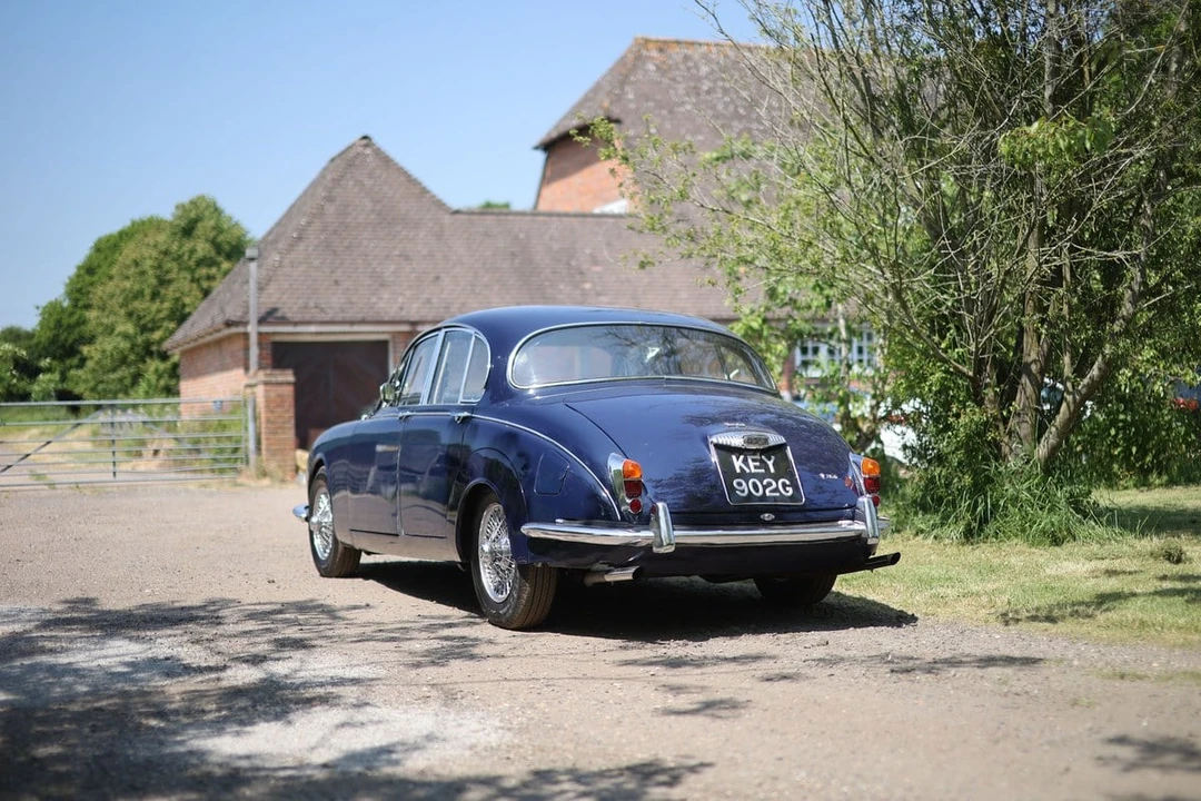 1969 Daimler - Image 20 of 30