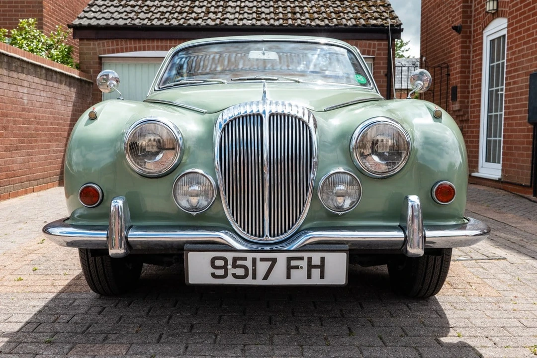 1969 Daimler SP250 - Image 5 of 30