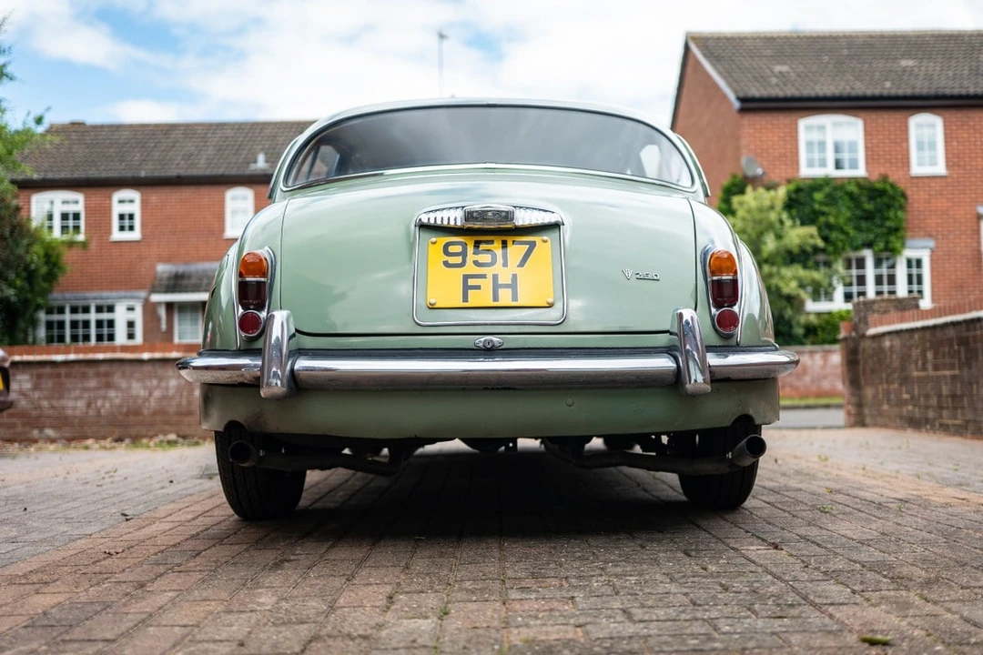 1969 Daimler SP250 - Image 15 of 30