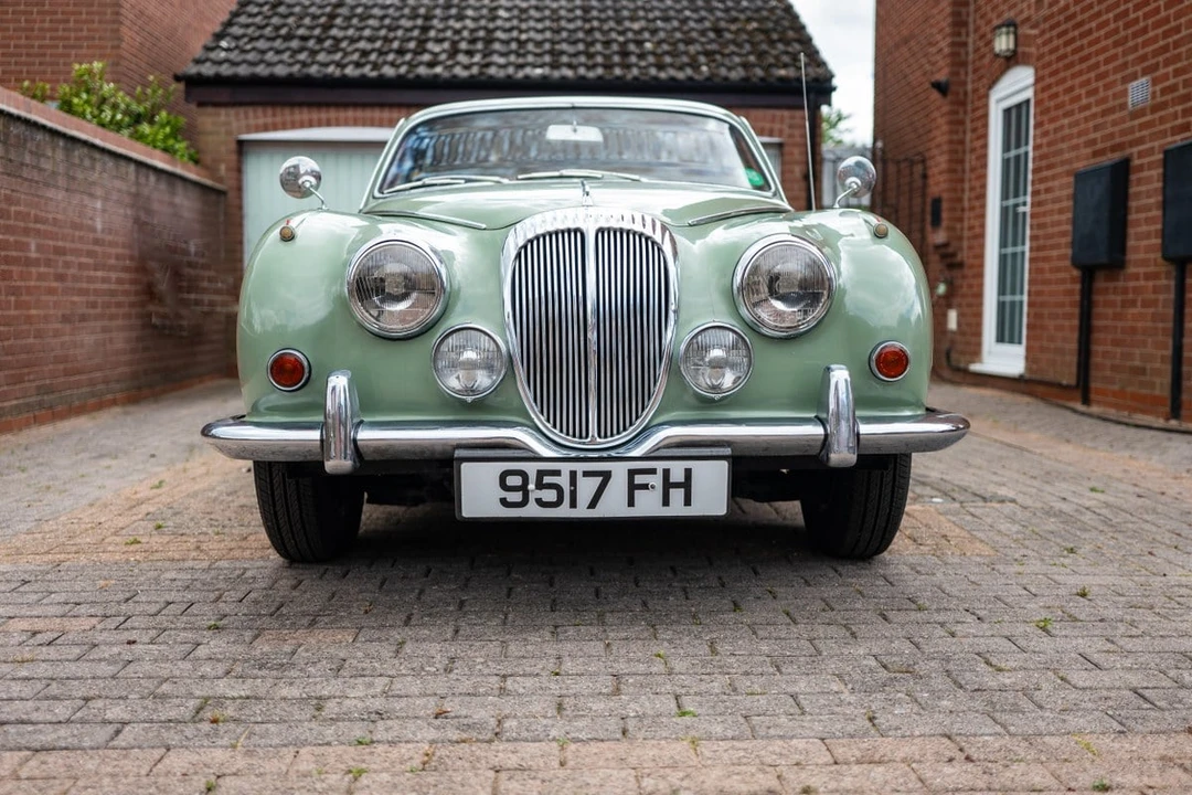 1969 Daimler SP250 - Image 12 of 30