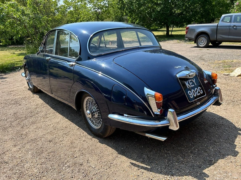 1969 Daimler - Image 19 of 30