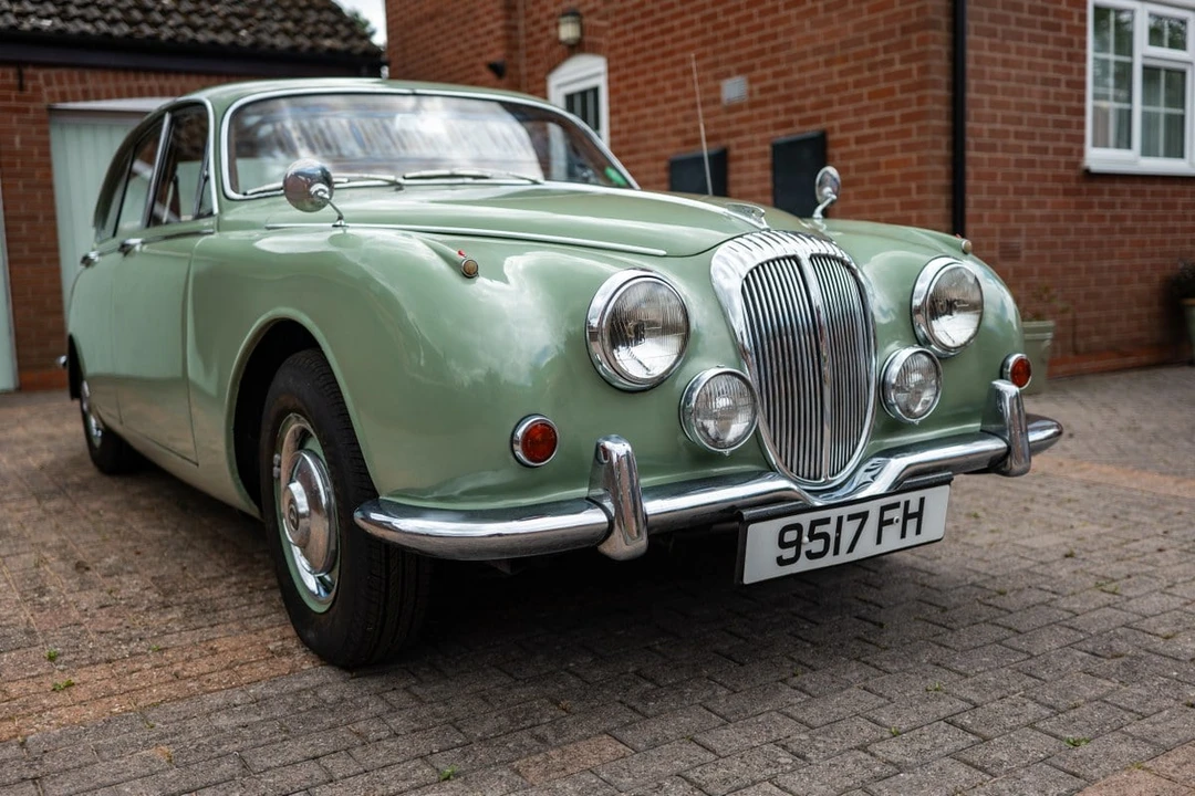 1969 Daimler SP250 - Image 8 of 30
