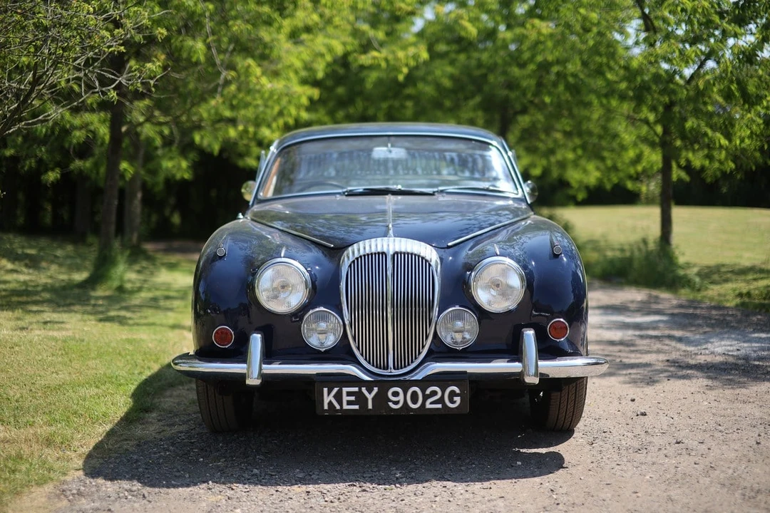 1969 Daimler - Image 3 of 30