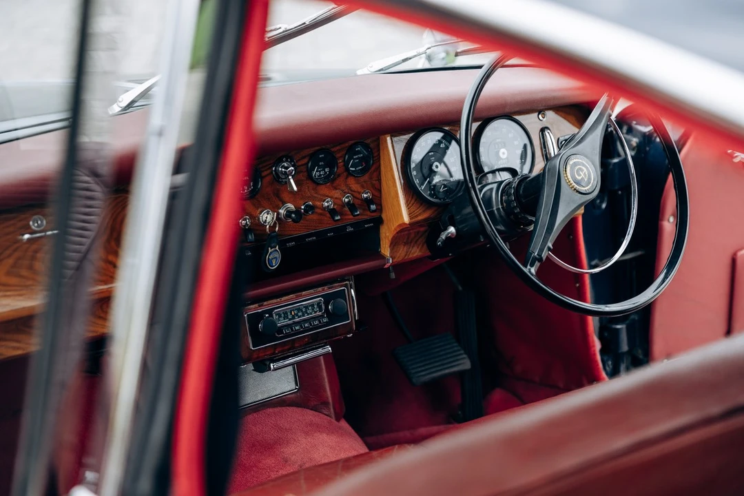 1969 Daimler - Image 20 of 30