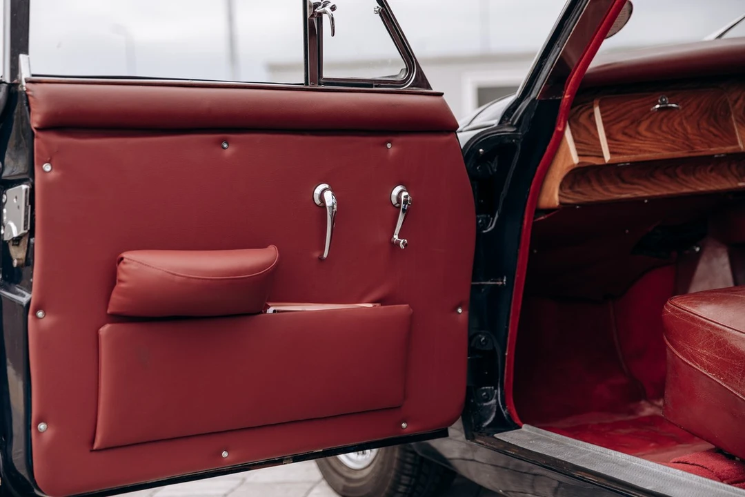 1969 Daimler - Image 23 of 30