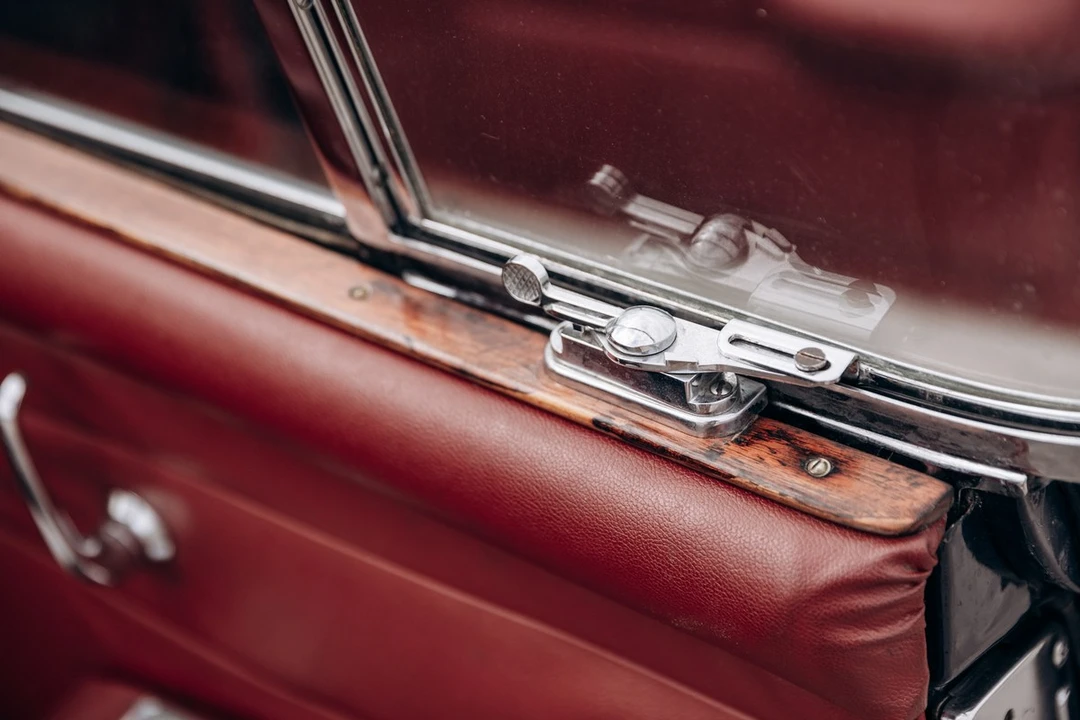 1969 Daimler - Image 30 of 30