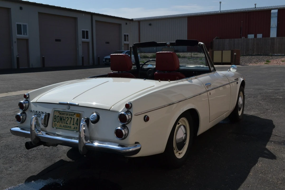 1969 Nissan Datsun Sports - Image 15 of 31