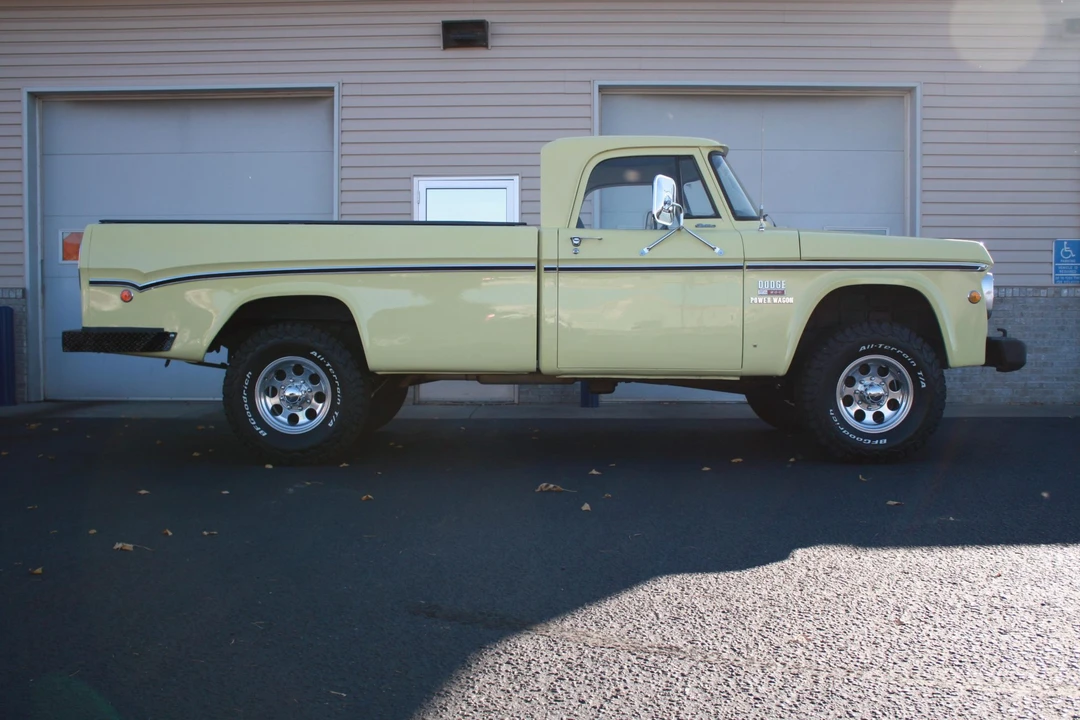 1969 Dodge A100 - Image 9 of 31