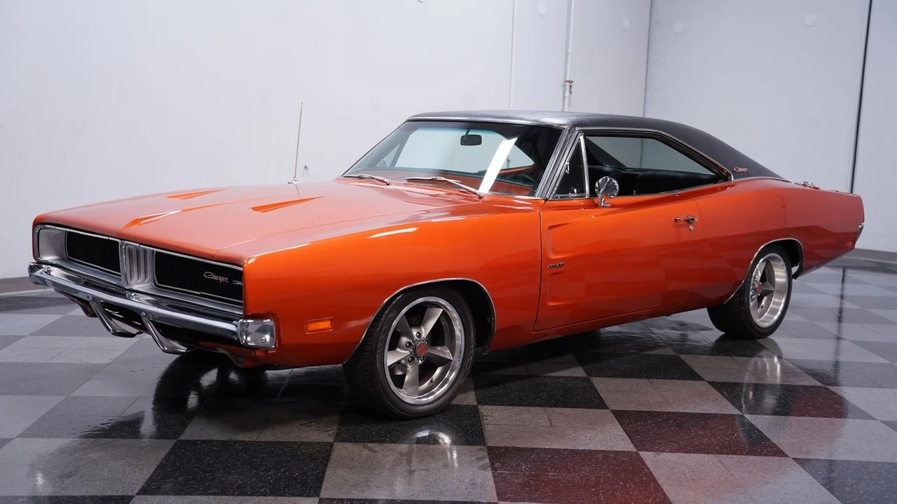 1969 Dodge Charger Hemi 2nd Gen - Image 7 of 12