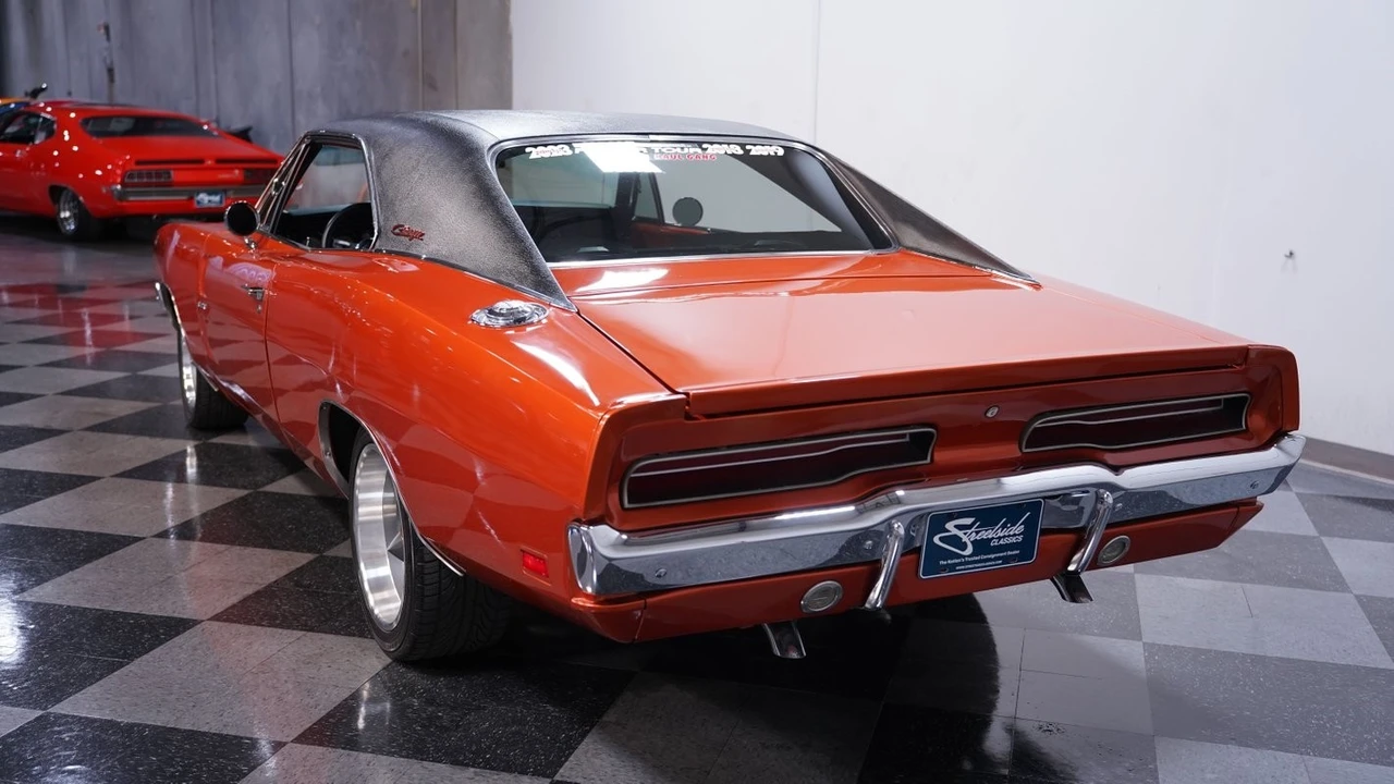 1969 Dodge Charger Hemi 2nd Gen - Image 9 of 12