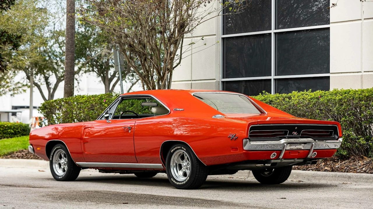 1969 Dodge Charger R/T 2nd Gen - Image 2 of 31