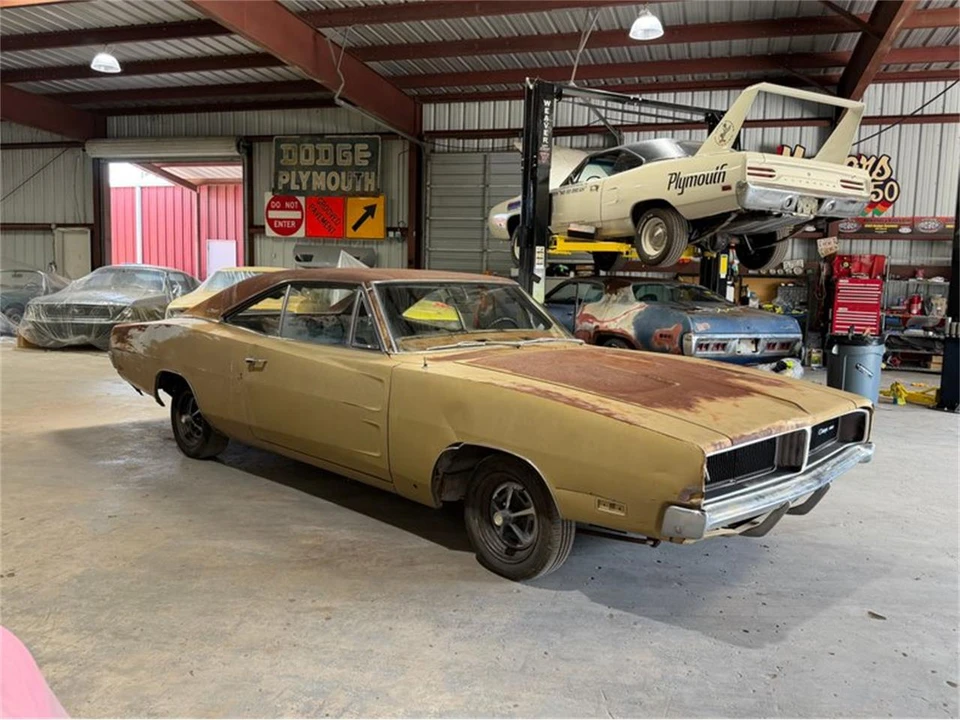 1969 Dodge Charger 2nd Gen - Image 2 of 31