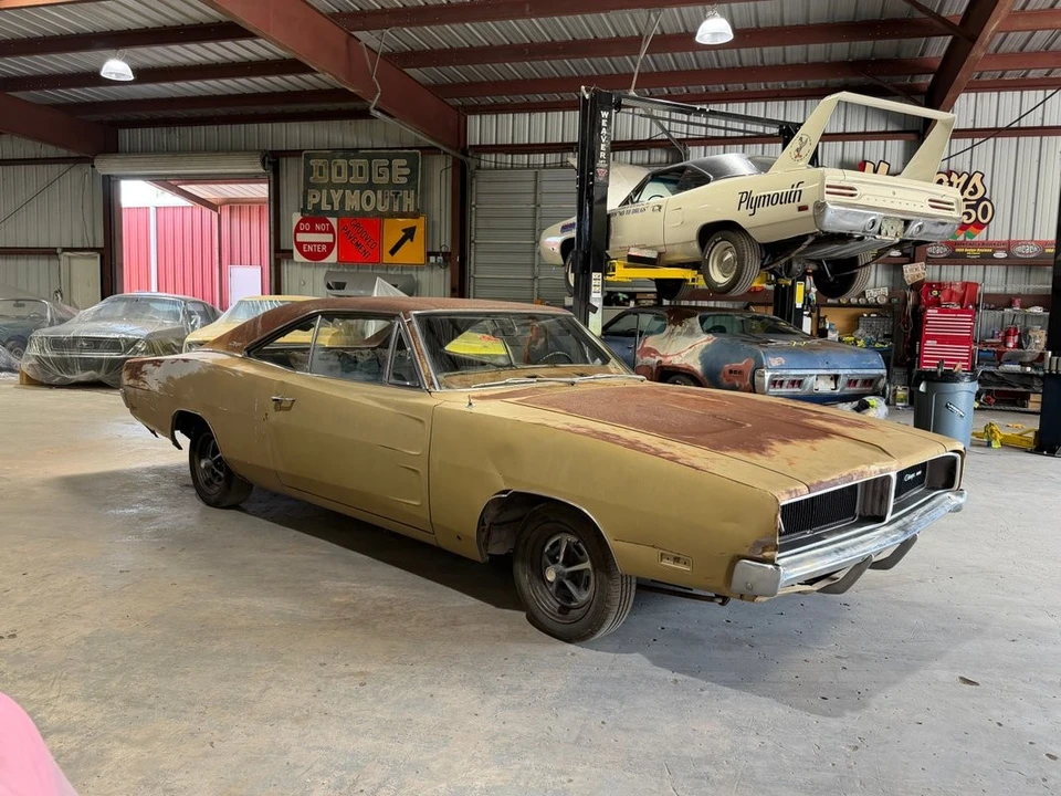 1969 Dodge Charger 2nd Gen - Image 2 of 31