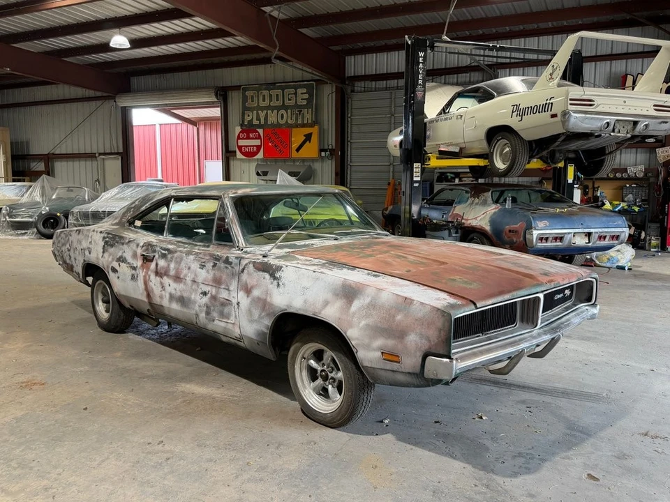 1969 Dodge Charger 2nd Gen - Image 2 of 31