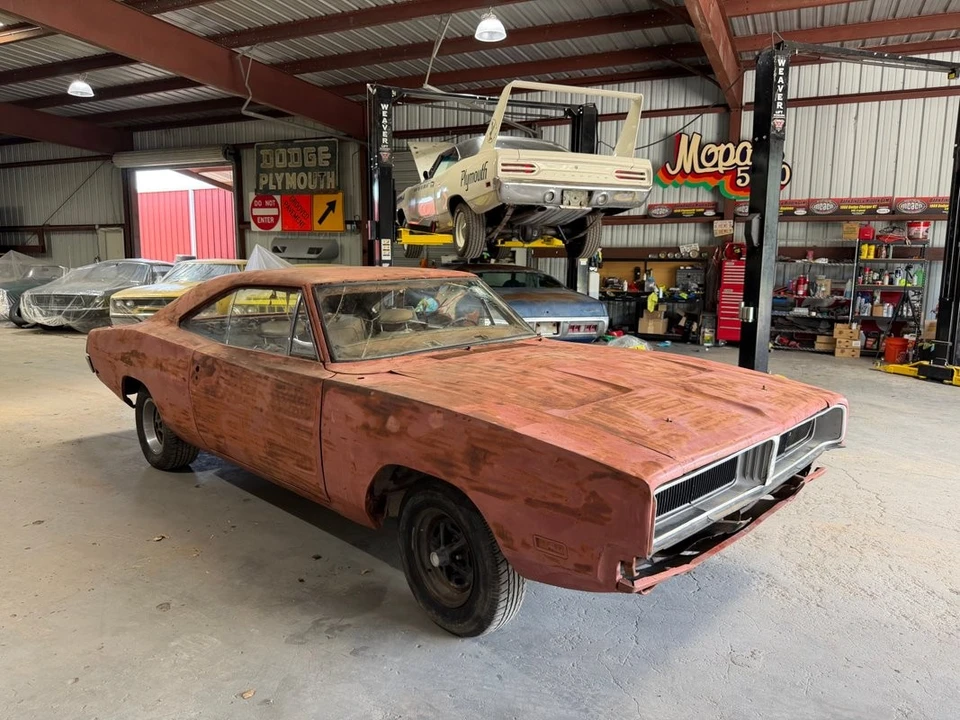 1969 Dodge Charger 2nd Gen - Image 2 of 31