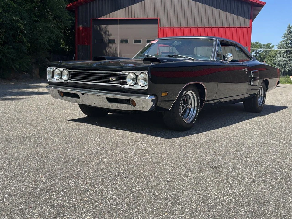 1969 Dodge Coronet 4th Gen - Image 2 of 31
