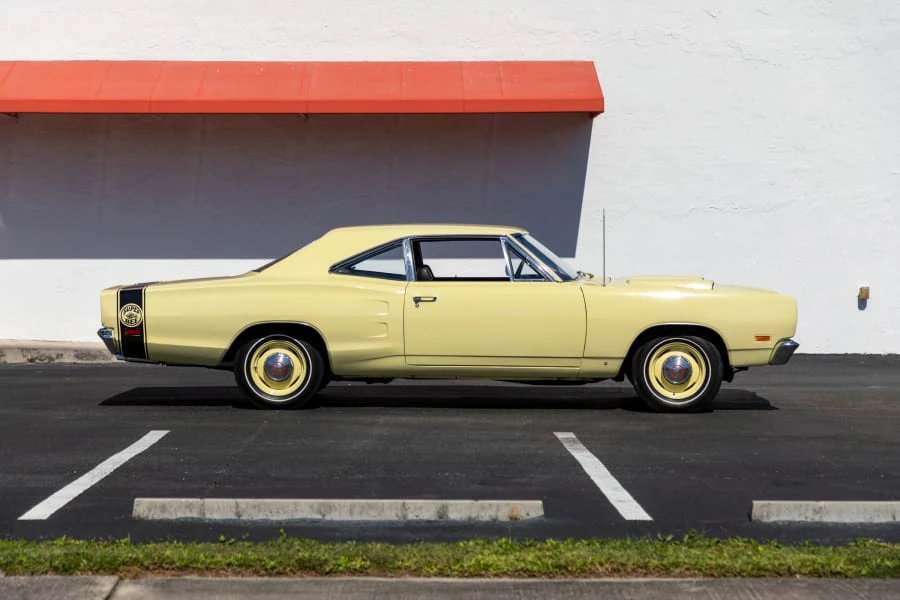 1969 Dodge Super Bee - Image 2 of 27