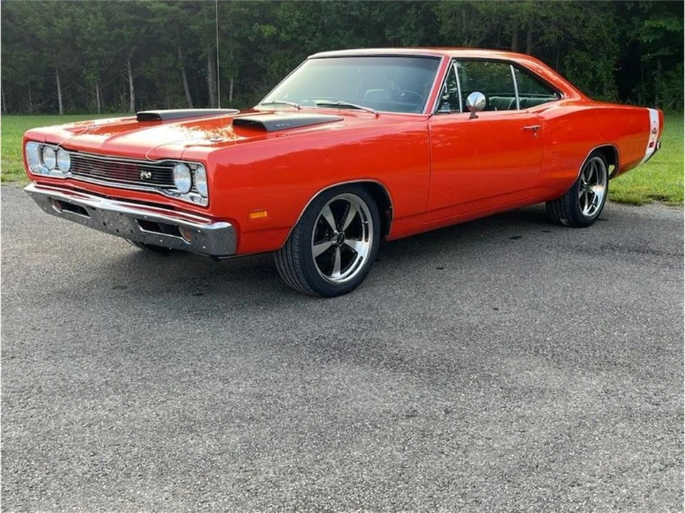 1969 Dodge Super Bee - Image 2 of 13