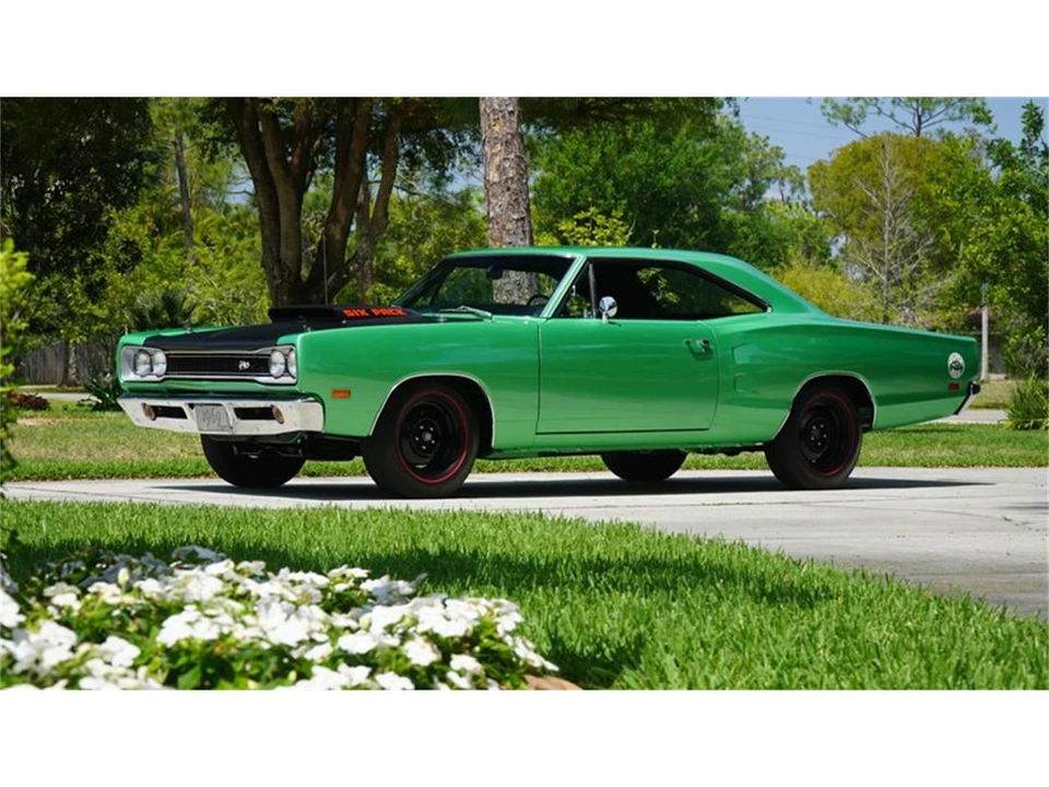 1969 Dodge Super Bee - Image 2 of 31