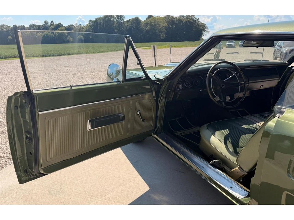 1969 Dodge Super Bee - Image 18 of 31