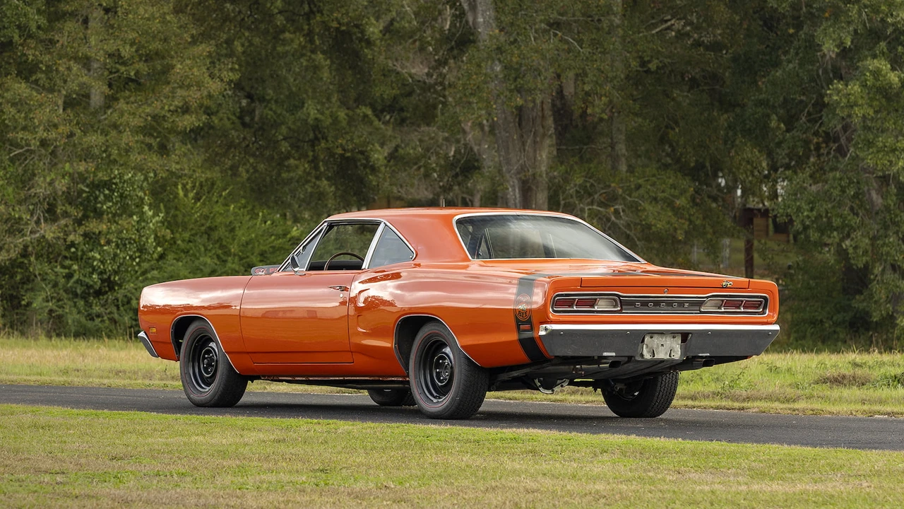 1969 Dodge Super Bee - Image 3 of 31