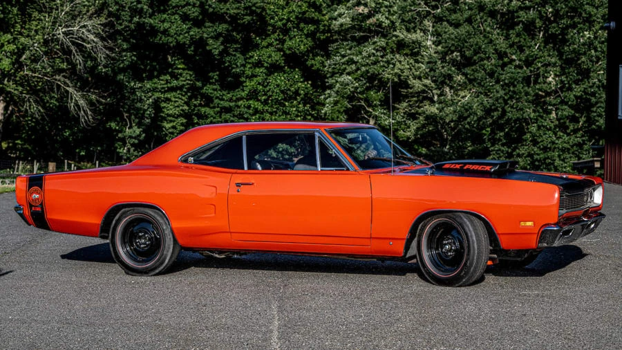 1969 Dodge Super Bee - Image 2 of 17