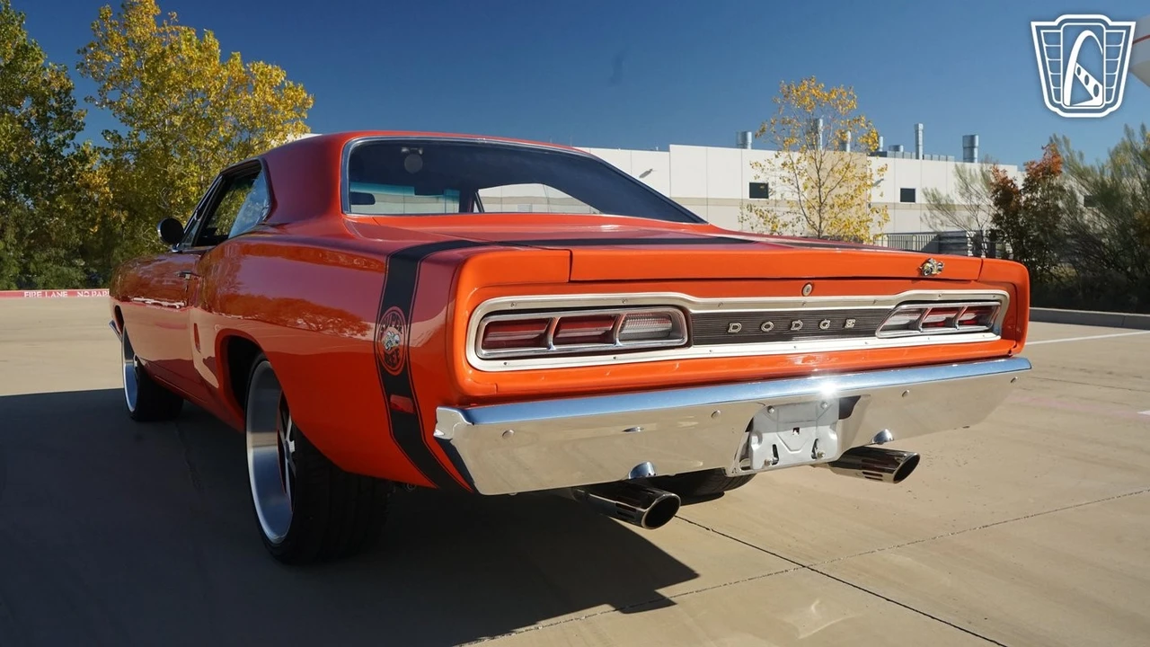 1969 Dodge Super Bee - Image 10 of 12