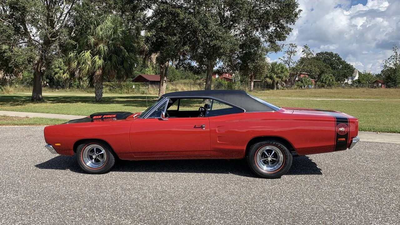 1969 Dodge Super Bee - Image 2 of 18