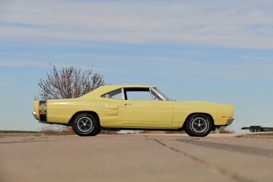 1969 Dodge Super Bee - Image 2 of 31