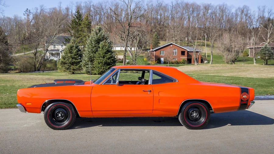 1969 Dodge Super Bee - Image 2 of 31