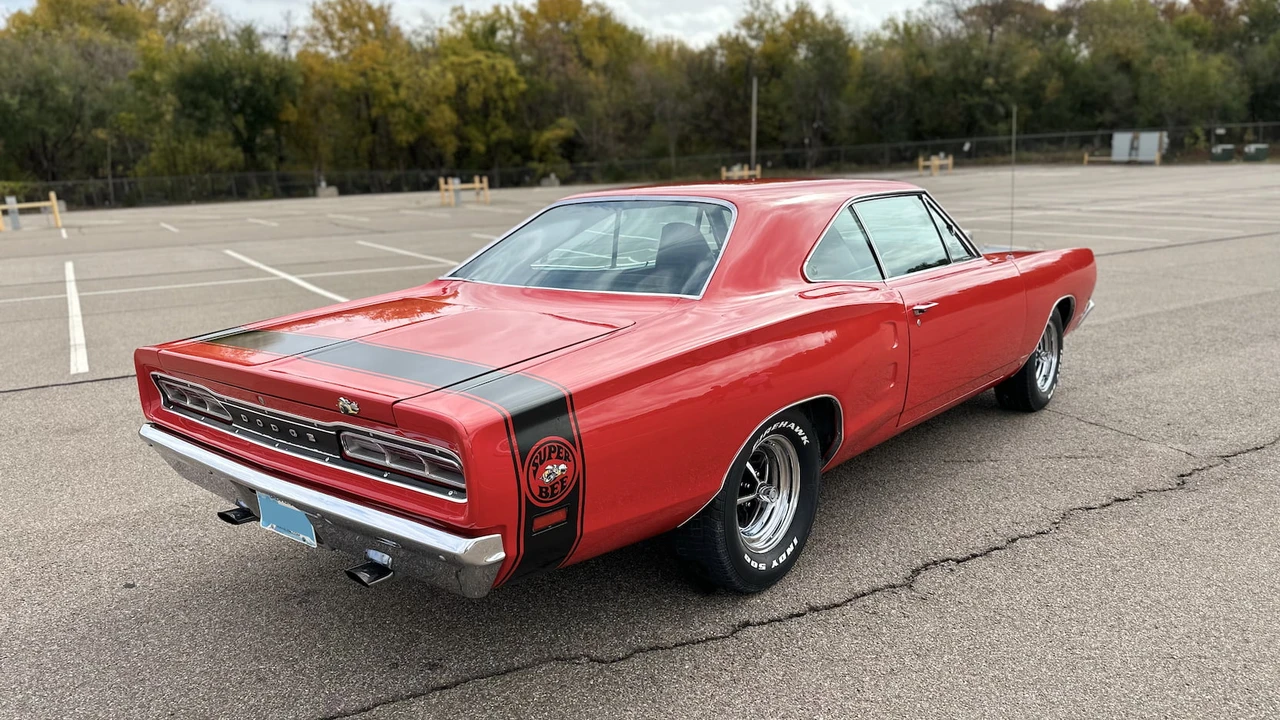 1969 Dodge Super Bee - Image 2 of 15