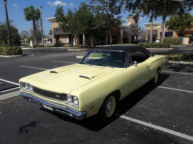 1969 Dodge Super Bee - Image 2 of 18