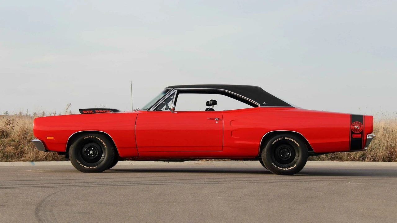 1969 Dodge Super Bee - Image 2 of 22