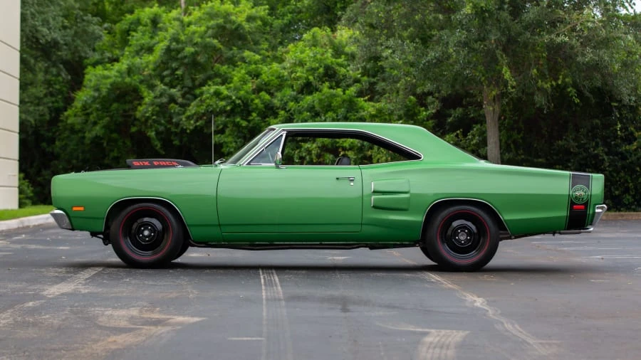 1969 Dodge Super Bee - Image 2 of 20