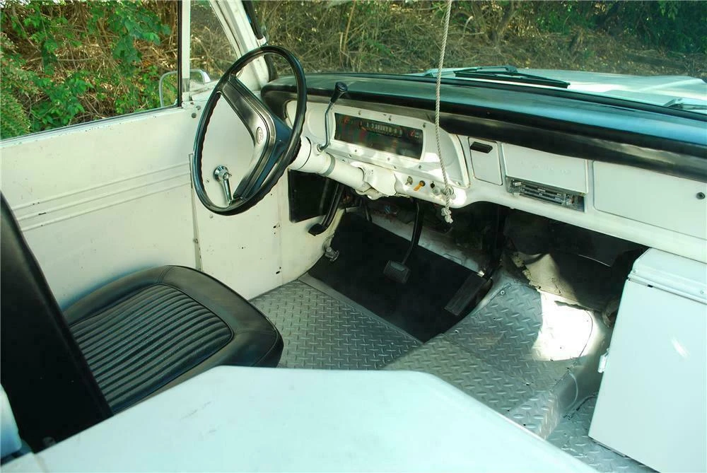 1969 Ford Econoline Van - Image 4 of 4