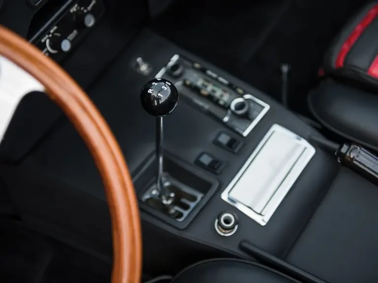 1969 Ferrari Daytona Spider - Image 24 of 31