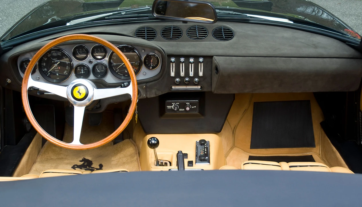 1969 Ferrari Daytona Spider - Image 2 of 12