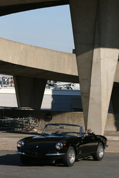 1969 Ferrari Daytona Spider - Image 18 of 18