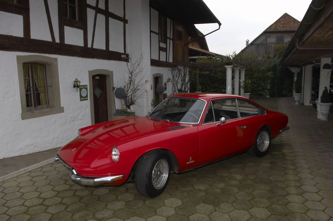 1969 Ferrari 365 GT 2+2 - Image 2 of 2