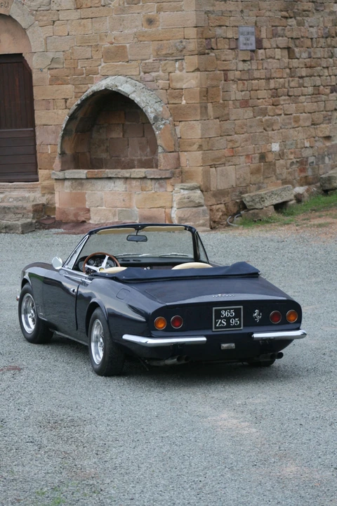 1969 Ferrari 365 GT 2+2 - Image 7 of 23