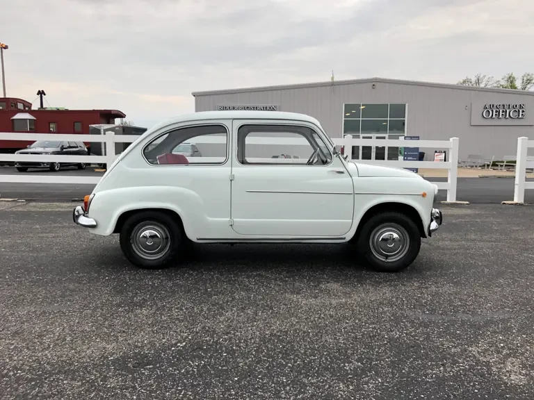 1969 Fiat 600D - Image 6 of 10