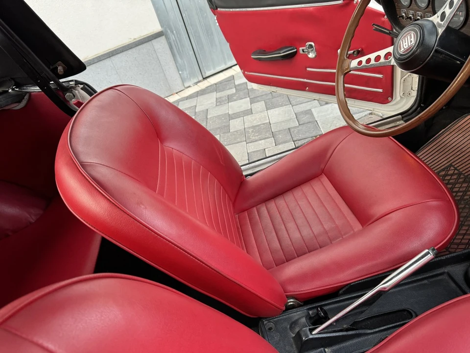 1969 Fiat 850 Spider - Image 29 of 30