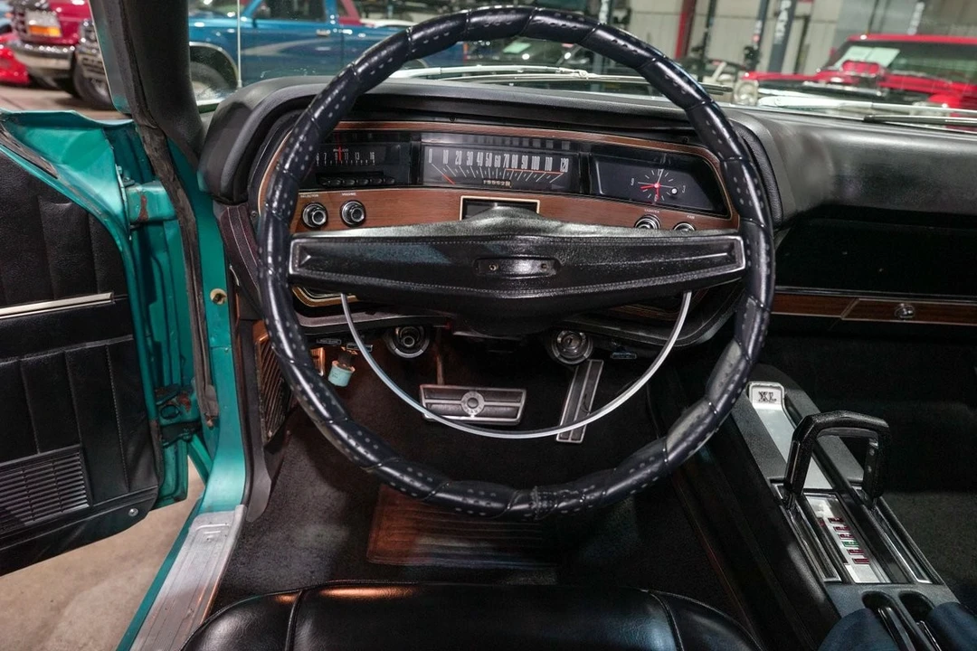1969 Ford Galaxie 4th Gen - Image 18 of 31