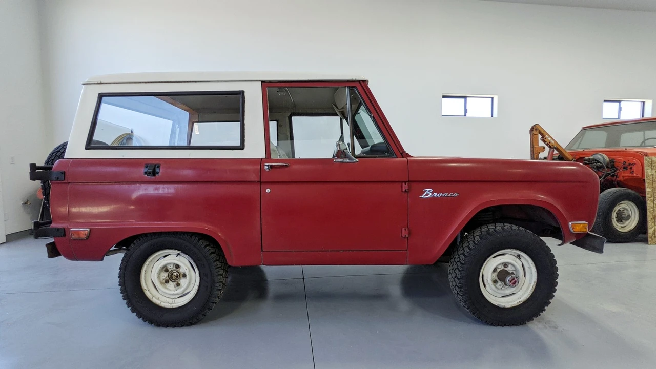 1969 Ford Bronco 1st Gen - Image 13 of 31
