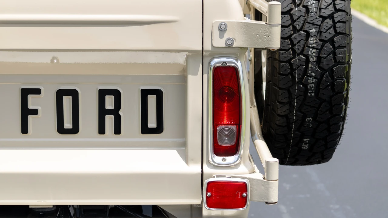 1969 Ford Bronco 1st Gen - Image 16 of 31